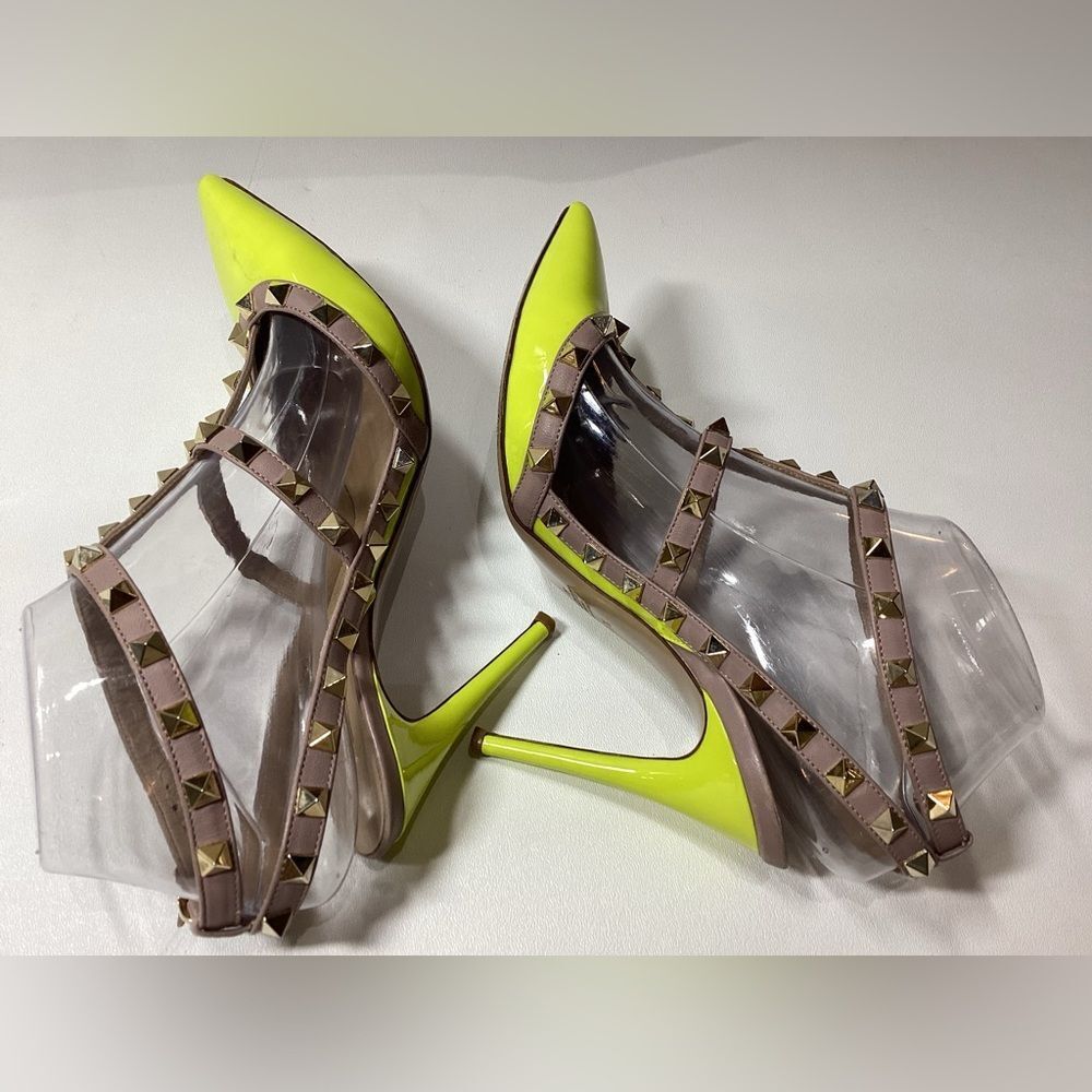 Valentino Garavani Neon Yellow Parent Leather Rockstud Pumps EU Size 37.5 - Picture 12 of 16
